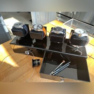 Elegant Black Watch Display Case
Holds 4 watches// Watches sold separately!!!!!!